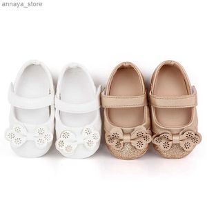 Sandały buty dla niemowląt urocze łuk miękki pu Mary Slim Buty Anti Slip Sole Spring/Summer Sandalsl240429