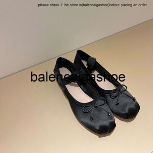 Miui Flat Frand-Name Bow Shoes Bottom Mary Jane Comensy Luxury Simple Style Elastic Women Ballet Balle