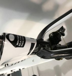 2019 Style Carbon Racing Road Bike Frame Custom Mechanical DI2 متاح BB386 XDB متاح 495254567179586