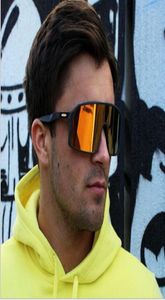 Nya O9406 Italien Camo Polariserade solglasögon sätter 3Colors Ersättningslinser Quality Superlight TR90 Cycling Solglasögon Fullset Cas9345890