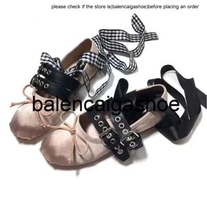 miui retro Ballet cross strap shoe Round head female flat bow inside height womens double buckle two ankle cross straps Mary Jane Girl shoes miumiuss