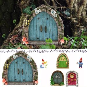 Decorações Miniatura Fada Gnome Porta de casa com janelas para árvores jardim de jardim de jardim de jardim decoração Decoração artesanal do pátio em casa