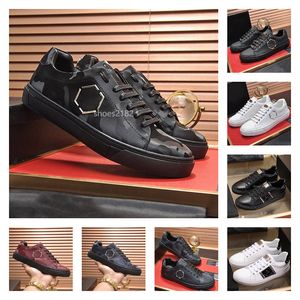 Luksusowy projektant Philipp Plain Mens Buty marka klasyczna seria mody Scarpe Wysokiej jakości skórzane metalowe aluminiowe czaszki nitów pp wzór Elements Treakers