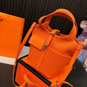 7A designer bucket bag luxurys handbags designer tote bag designer crossbody bag shoulder bag lady clutch bag Fashion Hot selling item Reaa