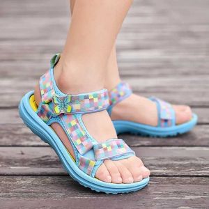 Sandali Girls sandals Summer Kids Scarpe motivi per prua gradiente color piatto sandali resistenti sandali in giro per bambini traspiranti sandali sportivi