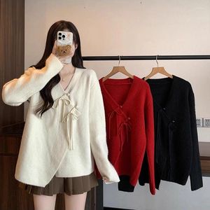 Kvinnors stickor Vintage V-ringning Cashmere Coat Women Spring Long Sleeve Loose Sweater Top Lady Slim Y2K Chinese Style Knicardigan Clothing