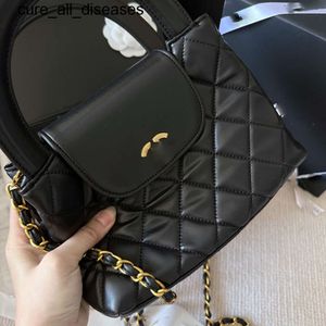 24 Luxurys Handbags Designer Bag Shoulder Crossbody Tote Genuine Leather Material Diamond Check Small Buckle 5A+ 21CM