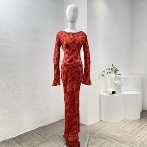 Sıradan Elbiseler Promosyon 2024 İlkbahar Yaz Seksi İpek Siyah Mavi Kırmızı Çiçek Baskı Uzun Kollu İnce Yüksek Kaliteli Kadınları Midi Elbise