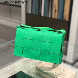 حقيبة Crossbody Top Crossbody 7A Cassettes Bottevenets Pouchs Pouchs 15 Rubber Green1pegp33i