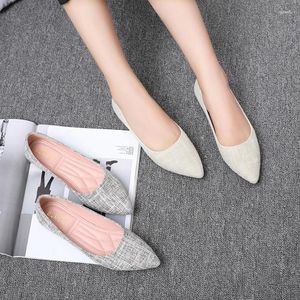 Casual Buty Kobiety Flats Elegancki styl Spiczasty palca Lady Flat Heel Slip na mokasyna plus mały rozmiar #31-48 Grey