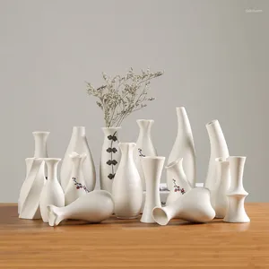 Vases Modern White Ceramic Vase Chinese Style Simple Designed Pottery And Porcelain For Artificial Flowers Decorative Figurines