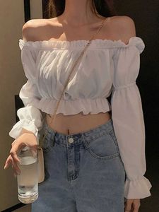 Kvinnors blusar skjortor kvinnor topp sexig blus från axel topp långa slve fast färg vit skjorta puff slve ruffle tunic crop top sommarrör topp y240426