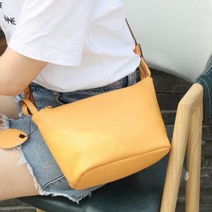 ショルダーバッグブランドデザインレディースバッグファッションクロスボディスモールソフト純粋な革のハンドバッグと財布ホボスクラッチ