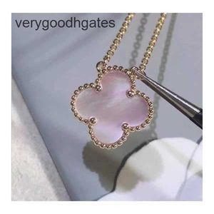 Van Cl ap Classic Sterling Silver S925 High Edition Four Leaf Grass Ny färgrosa Shell Necklace 18K Rose Gold Natural Five Pollen Armband Essence 7atu