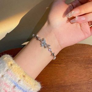 Сеть новый дизайн Butterfly Star Bracelet для женщины мода серебряный цвет металлический жемчужный вал браслет на день рождения подарки подарки