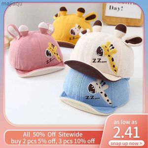 Caps Hats Cute Giraffe Baby Leather Hat Cartoon Ears Short Brim Toddler Baseball Hat Boys and Girls Sun Sunshade Thick Cotton Baby HatL240429