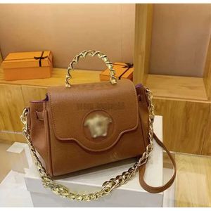 مصمم فاخر فيرجا Versa Handbag New Fashion Solid Color Handbag Clamshell Niche Texture Bag Bag Crossbody Bag Women’s Bag 1621