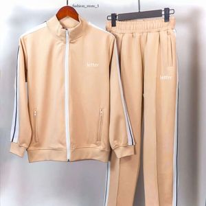 Palm Ange 2 Stück vier Bars Hosen Top Sport Man Tracksuit Designer Sportswear Luxury Tracksuit Hosen Sets Frühling Herbst Lose Coats Track Schweißanzug Palm 655