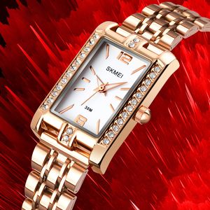 Time Beauty Skmei Fashion شخصية متعددة الاستخدامات Rose Gold Diamond Set طالبة نسائية صغيرة مربعة الفولاذ الفولاذ ساعة الكوارتز