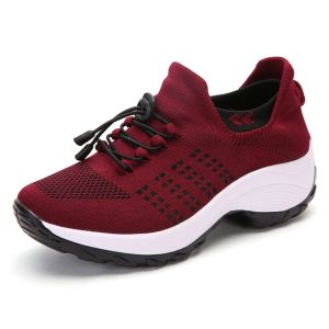 Boots Women Fashion Sneaker para Walking Fitness Sport Shoes Plataforma Chunky Altura Aumentando Supotos respiráveis Elastic Lady Trainers