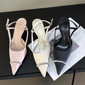 فستان أزياء فستان مشبك نساء أعقاب حزام أنيقة مضخات رفيعة المدببة أحذية Slingback Sexy Sandals Fashion FGLWP