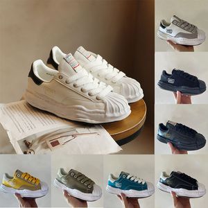 Med box mode casual skor låga topp sneakers canvas tränare mmy snörning golv svart vit trim gul formad tå kvinnor lyx män designers skor gummi mössa 35-44