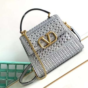 Tote Summer 2024 Designer Bag Vslings Bags Stud Vlogoo New V-button Event Colorful Hollow Holds Handheld Crossbody Fashionable Handbags Valentyno AXH4