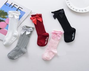 Multi Colours Baby Kids Socks Nowe przybysze dziewczęta 100 bawełniany łuk środkowe pończochy Dzieci 039s Wygodna jakość Summer S1044193