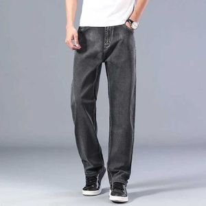 Herren Jeans 6 Farbe Frühlings-/Sommer -Herren Dünnes geradees Bein loser klassischer Stil hochwertiger elastischer Taschenhosen Plus Size 40 42 44 Q240427