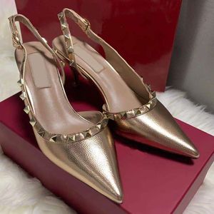 Tahıl Deri Slingbacks Pompalar Kadınlar Lüks Elbise Ayakkabı Tasarımcı Sandalet Kedi Topuk Sandal Kadın Ayakkabı Seksi nokta ayak parmağı metal topuklu yaz moda pompası düğün ayakkabıları