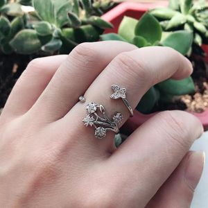 Cluster Rings Exquisite Silver Color Crystal Butterfly Flower Opening Cocktail Party Rose Gold Plated Bridal Engagement Jewelry