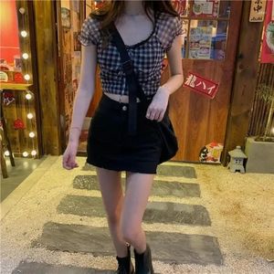 Women's T Shirts Woman Tshirts Summer Tuan Style Black and White Plaid High-midjig blus kort topp Crop Mujer Camisetas