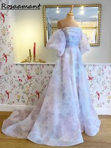Lilac stropplös blommig tryckning A-line bröllopsklänningar avtagbar ärm plikt brudklänningar mantel de mariee