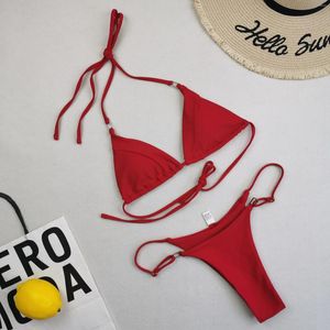 Kadın Mayo Seksi Kırmızı Mikro Bikini 2024 Kadın Mayo Kadın Tanga Bikinis Seti Brezilya Plajı Giyim Mayo Takım İki Parça Biquini