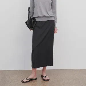 Skirts 2024 Autumn And Winter Women Seamless Design Back Slit High Waist Black Hip Cover Skirt