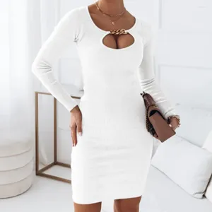 Abiti casual Donne sexy Catena a maniche lunghe Hollo Solid Bodycon Club Dress Ladies Fashion Party Evening Mini Abbigliamento nel 2024