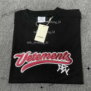 Designer High Quality Luxury Fashion Casquette Luxe Embroidery Vetements T-shirt Men Women High Quality Summer Vtm Loose Short Sleeve Vetement 710