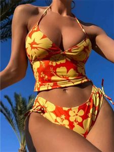 Kadın Mayo Seksi Sarı Çiçek Baskı Bikinis Set Kadınlar Hilter Push Yukarı Mahsul Üst Mayo 2024 Plaj mayo Dantel Yukarı Yüksek Bel Mayo Y240429