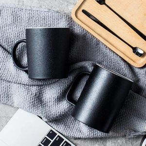 Mugs Creamic Becher kreativ Einfacher Retro Black Coffee Coffees Day Geschenke von Tochter Nordic Design Taza de Cafe Drinkwaring