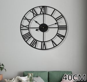 40cm Large Outdoor Garden Wall Clock Nordic Metal Roman Numeral Wall Clocks Retro Iron Round Face Black Home Office Decoration LJ21854479