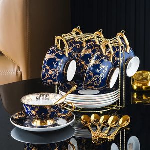 In stile inglese osseo cinese tazza di caffè e piattino in porcellana di alta qualità set tè regalo di tè Natale 240418