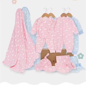 100％カラフルなコットン生まれの衣類セット13pcs/set born babycothation set layette for boys and girl240424