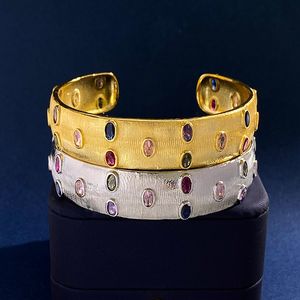 Italienisch antikes retrofarbenes Diamant C-förmiges Eröffnungsschwarm Armband 18K Gold plattiert Frauen Lady Party Geschenk Schmuck Handgelenk Armreifen