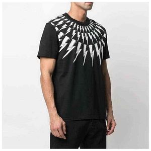 2021 Summer New Neil Barrett Spoof Lightning Printed Street Loose Men 's O-Neck Short Sleeve High Street 트렌디 한 티셔츠 G1217 248P