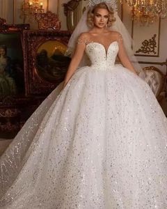 Luxury Arabic Dubai Bling Wedding Dress 2024 Modest Ball Gown Crystals Beaded Ruched Plus Size Cathedral Train Bridal Gowns Vestidos De Novias