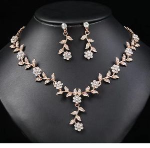 Designerschmuck berühmte heiße Schmuckstücke luxuriöser Blume Halskette Ohrringe Kleid Braut Mode Diamant Dinner Party Halskette Ohrringe Geburtstagsgeschenke