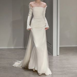 Elegante Meerjungfrau Elfenbein Hochzeitskleid 2024 aus der Schulter Rückenless Seidensatin Brautkleider Sweep Zug Vestidos de Novias