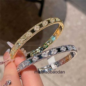 デザイナーオリジナル1to1 vancllf luxury Jewelryゴールドとシルバー2色の花のブレスレット星で満たされたカレイドスコープ汎用性の高いハイエンドフィール女性ジュエリー