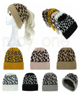 Donne leopardo a cavallo a cavallo a cavallo Caponi Fashion Criss Cross Cotail Beanie inverno War Wave Casual Knitting Cappelli da festa Supperimenti RRA3059128