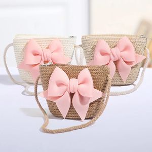 Cute Bow Straw Shoulder Bags Baby Girls Handmade Woven Crossbody Bag Princess Kids Messenger Mini Coin Purse Beach Handbags 240425